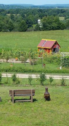 Tuscany returns to Andover farm Mini-barn puncuates country landscape