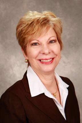 Century 21 Geba Realty welcomes Gloria Testa Century 21 Geba Realty welcomes Gloria Testa