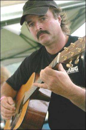 Glenn Zervas to play at Tapestry Cafe Dec. 9 Glenn Zervas to play at Tapestry Cafe Dec. 9
