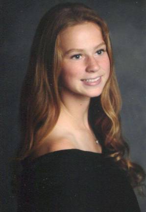 DAR chooses 11 students for annual award Karlee Liddy