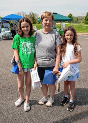 Photos: Earth Day Fair Claire, Debbie and Charlotte Curry.