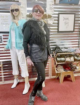 Author will sign books at Newton store today Lynn Cohen owns Interplay Couture, 105 Water St. (Route 206 North), Newton.