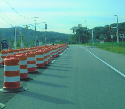 The New Jersey Department of Transportation (NJDOT) recently added turn lanes and a traffic signal on Rt. 15 in Sparta, at the entrance to the new North Village and ShopRite shopping plaza.