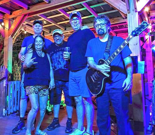 Catch solo acts at local venues <b>One Size Fits All performs Wednesday as part of Danny C’s Hot Rod Cruise Night & Concert Series at Blue Arrow Farm in Pine Island, N.Y. (Photo courtesy of One Size Fits All)</b>