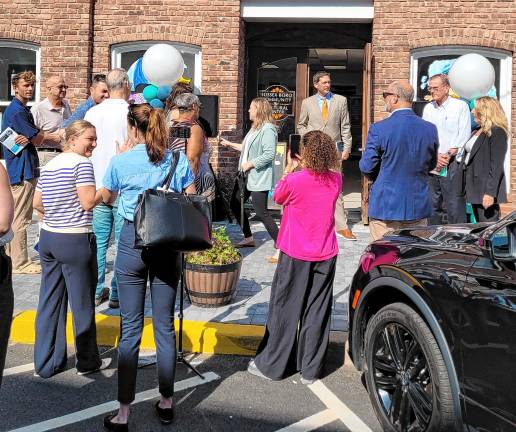 Center for Entrepreneurship opens Center for Entrepreneurship opens