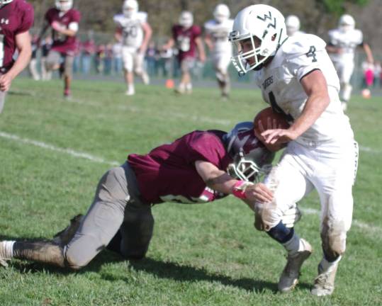 Wallkill Valley ends Newton's winning streak Wallkill Valley ball carrier Jake Lonsky is tackled by Newton defensive back Aaron Fantasia in the second half.