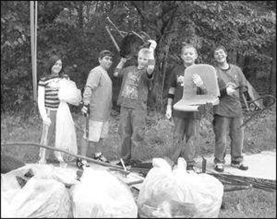 Community celebrates environmentalism Community celebrates environmentalism