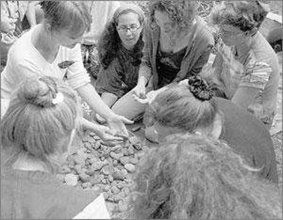 Woodlanders Gathering: three days of nature, art and fun Woodlanders Gathering: three days of nature, art and fun
