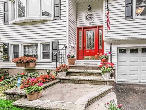 Meticulously maintained home near Lake Saginaw Meticulously maintained home near Lake Saginaw