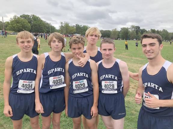 Cross country: the unseen sport Andy Stefancik, Adam Wood, Anthony DelCoro, Chris Pierson, Ryan McQuillan & Paul Shumlas at the starting line before a race.