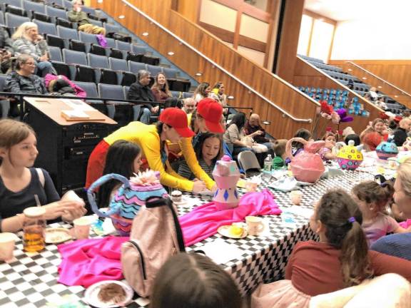 Photos: Mad Hatter’s Tea Party Photos: Mad Hatter’s Tea Party