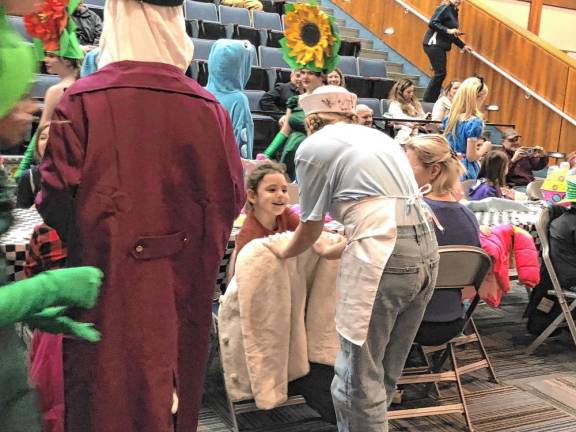 Photos: Mad Hatter’s Tea Party Photos: Mad Hatter’s Tea Party