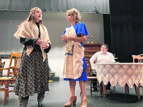 From left are Dana Nigro, Jennifer Balogh and Ben Smith in a scene from ‘Arsenic and Old Lace.’