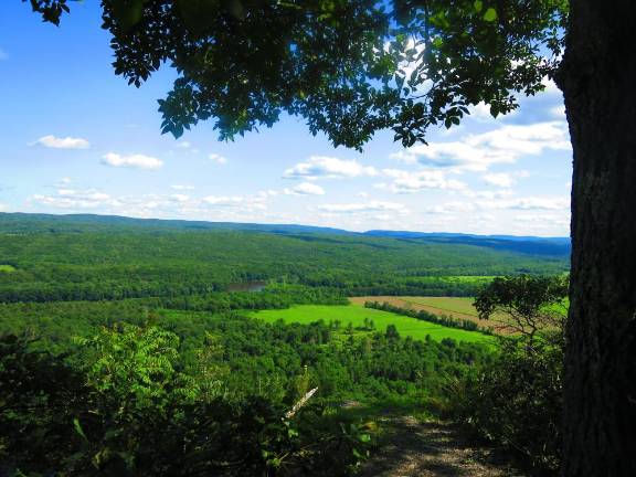 The Delaware River Valley from the Cliff Park Trail in Milford, Pa. (Photo by Pamela Chergotis)