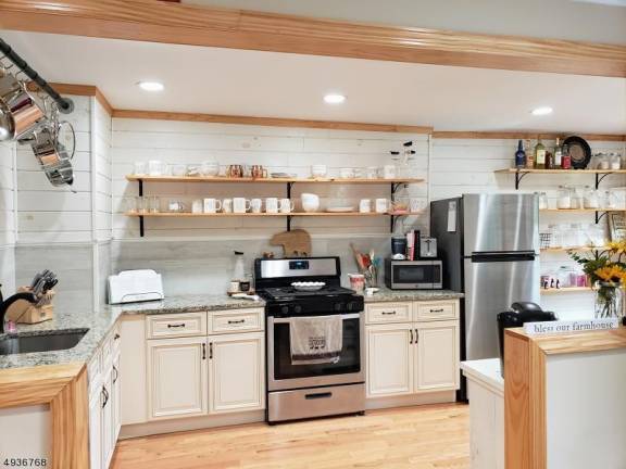 Renovated ranch is wildlife lover's paradise Renovated ranch is wildlife lover's paradise