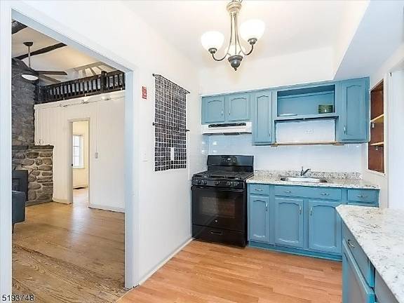 Crane-style house has what you’ve been looking for Crane-style house has what you’ve been looking for