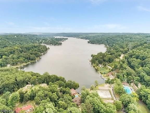 Enjoy panoramic views overlooking Lake Mohawk Enjoy panoramic views overlooking Lake Mohawk