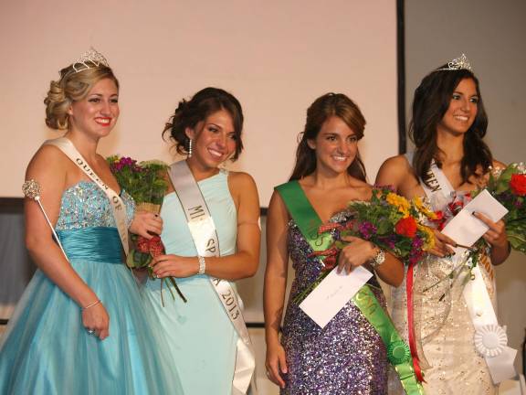 Miss Fredon crowned Queen of the Fair From left Queen of the Fair 2012 Sharon Kleindienst, Miss Sparta 2013 Jacqueline Foley, Miss Hopatcong 2013 Elena Melekos and Queen of the Fair 2013 Monica Maria Abdul-Chani of Newton.