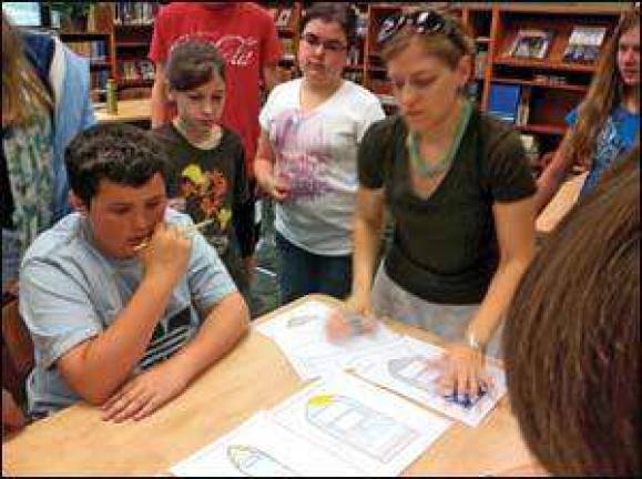 St. Joe's students plan outdoor mural with local artist St. Joe's students plan outdoor mural with local artist