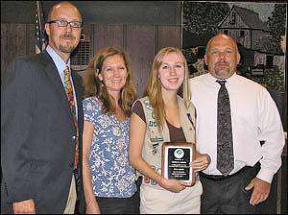Sabatini earns Gold Award Sabatini earns Gold Award