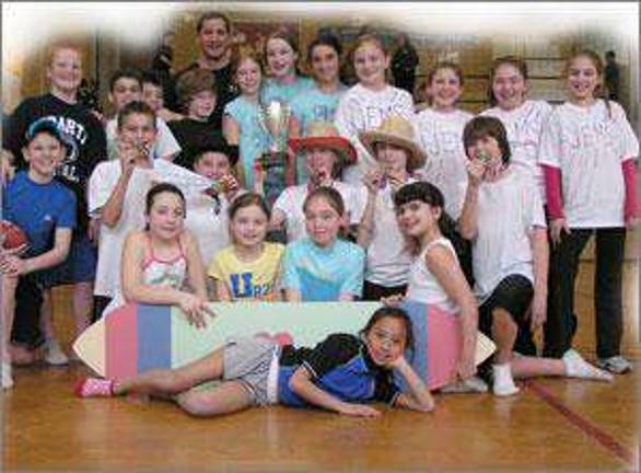 Mohawk Avenue fifth graders jump rope for fitness and fun Mohawk Avenue fifth graders jump rope for fitness and fun