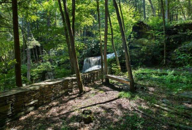 The Historic Quarry Heights at Parkers Glen The Historic Quarry Heights at Parkers Glen