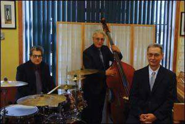 Music at Momento Music at Momento