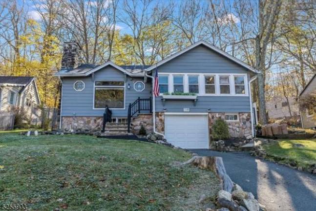 Updated home with lake views Updated home with lake views