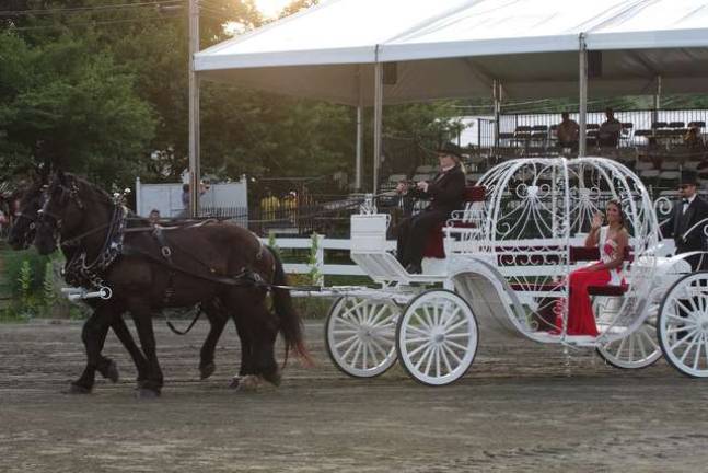 Miss Frankford named Queen of the Fair Miss Frankford named Queen of the Fair