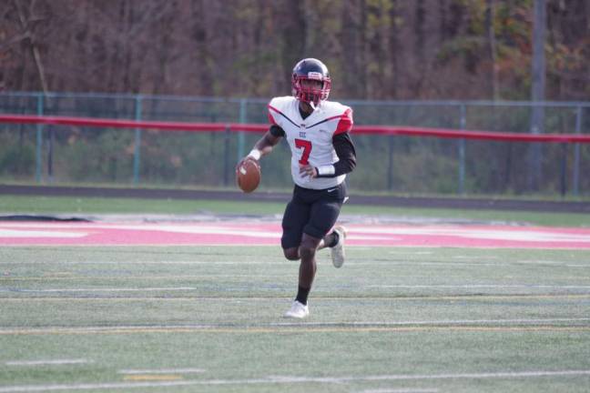 SCCC defeats Erie, 55-6 Erie Kats quarterback Eric Wilson.