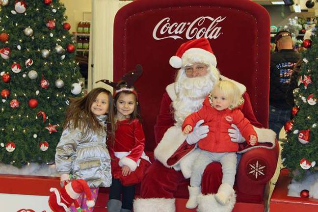 Santa comes to Stanhope Sienna Emblem, Alexa Emblem and Kaia Ohara