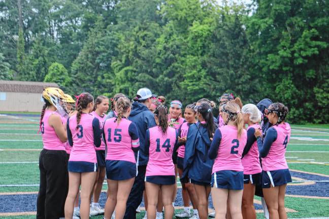 Team raises $1,800 to fight breast cancer Team raises $1,800 to fight breast cancer