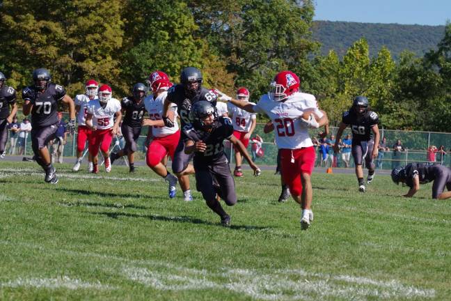 Lenape Valley smothers Wallkill in high school football Wallkill Valley defenders pursue a Lenape Valley ball carrier.