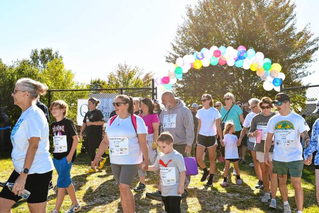 Photos: Celebrate a Life 5K Walk <b>The Celebrate A Life 5K Walk is a fundraiser for Quinlan Care Concepts and all its divisions, including the Joseph T. Quinlan Bereavement Center, Karen Ann Quinlan Hospice and Quinlan Care Concepts.</b>