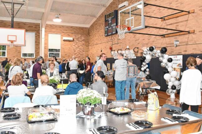 Silver Jubilee Celebration Father John’s Animal House celebrates its 25th anniversary Saturday, Sept. 28 at Pope John XXIII Regional High School in Sparta. (Photos by Maria Kovic)