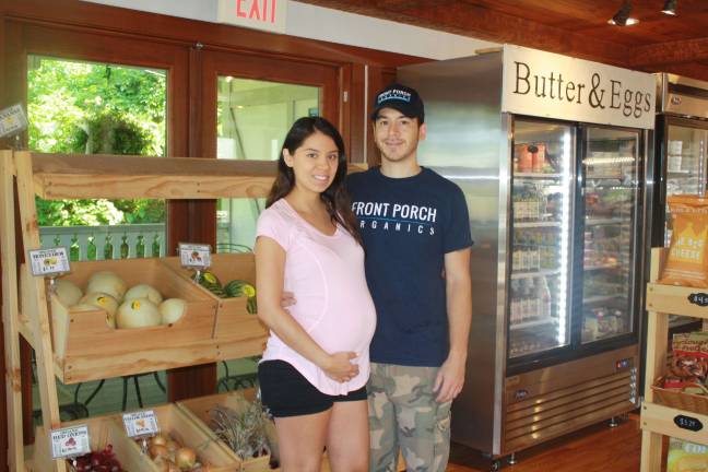 Healthy food delivery service goes brick and mortar Co-owners Joshua Flores and Arminda Gonzalez are expecting their third child this August.
