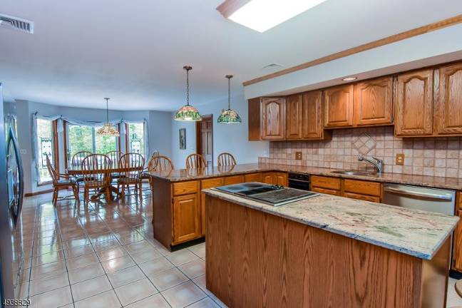 Beautiful in Sawmill Estates Beautiful in Sawmill Estates