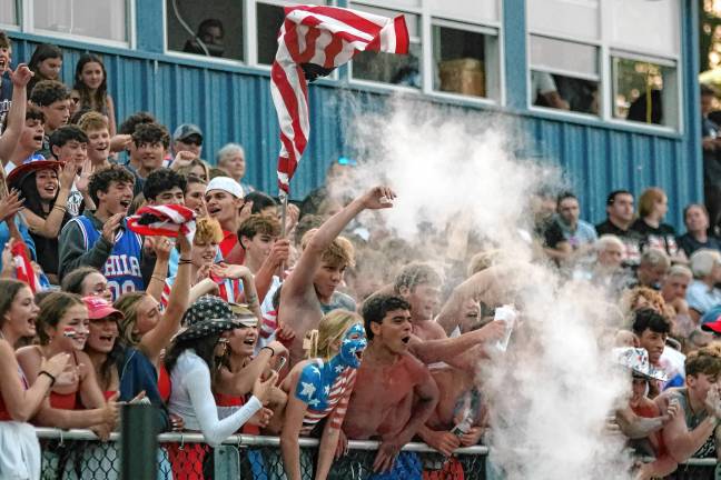 Vernon shuts out Dover <b>FB6 Sparta football fans celebrate after their team scores a touchdown.</b>