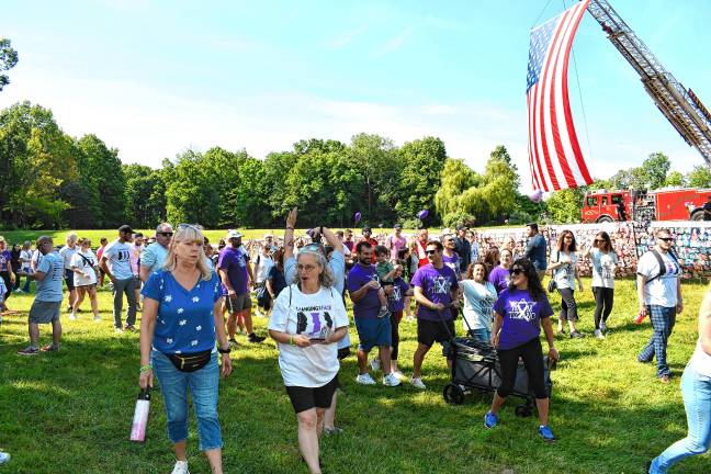 700 walk to change face of addiction The 11th annual Changing the Face of Addiction Walk raises funds for the Center for Prevention & Counseling in Newton. (Photo by Maria Kovic)