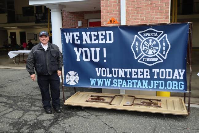 SF3 Chief Chris Angelucci at the open house.