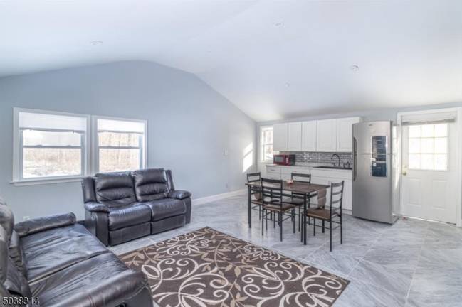 Enjoy the resort life from this affordable Highland Lakes home Enjoy the resort life from this affordable Highland Lakes home
