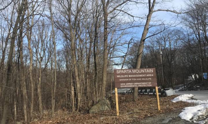 Sparta Mountain Wildlife Management Area - Division of Fish and Wildlie (DFW) - New Jersey Department of Environmental Protection (DEP).