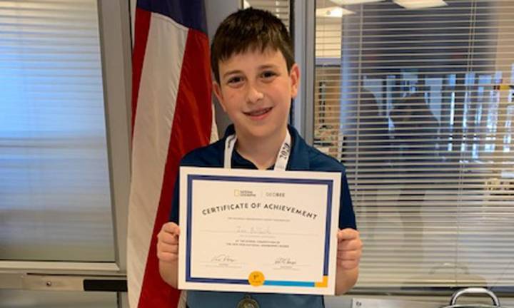 Ian Bellush wins Sparta Middle School National Geographic Geobee