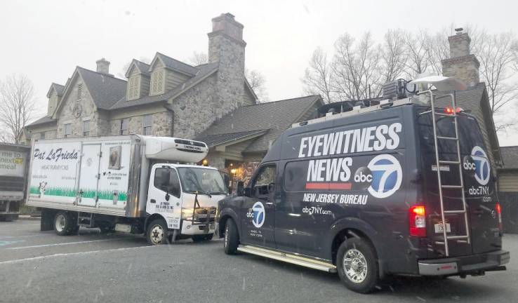 Pat LaFrieda Meat Purveyors and Eyewitness News parked in front of the Mohawk House in Sparta.
