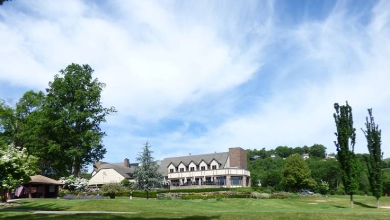 Lake Mohawk Golf Club House