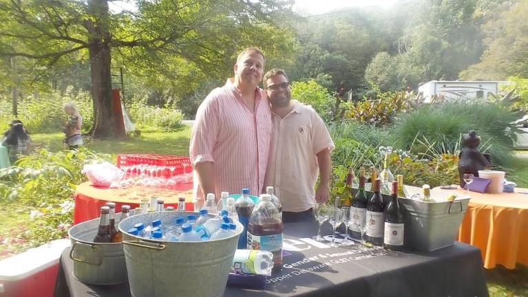 Guests enjoyed hors d’oeuvres, wine, and beer (Photo by Frances Ruth Harris)