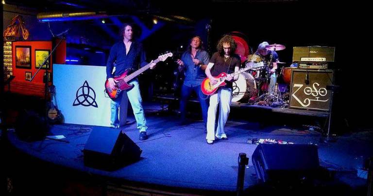 Led Zeppelin tribute band at Cornerstone Zepp Again