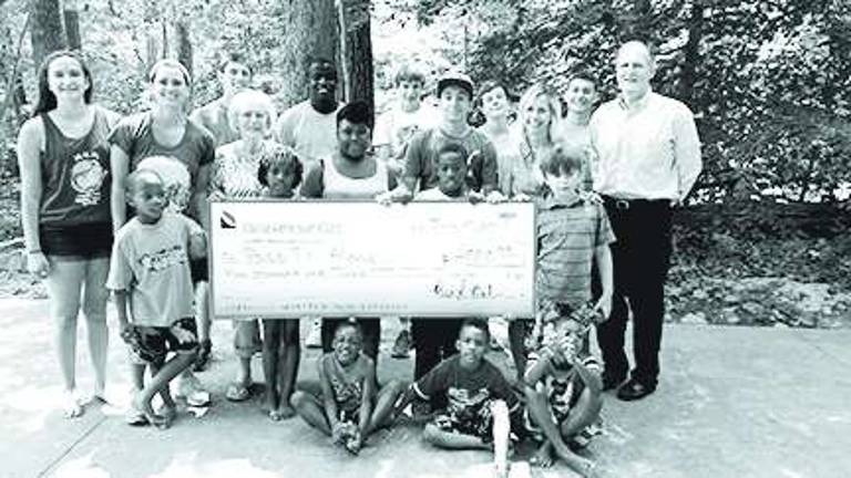 Organization receives donation Organization receives donation