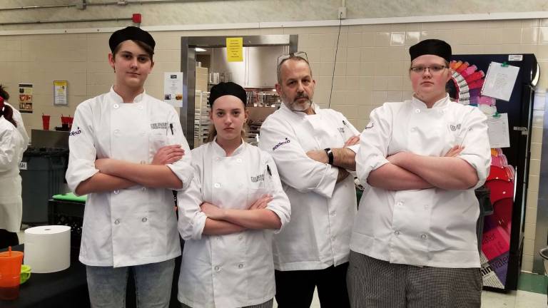 Culinary Throwdown tests high school students talents Team Black