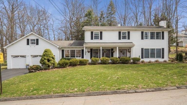 Lake Mohawk Colonial with stylish details Lake Mohawk Colonial with stylish details